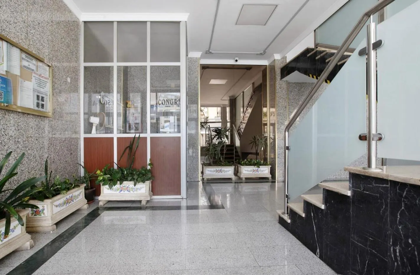 Sunny Apartment New In The Center Torremolinos